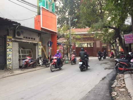 MẶT PHỐ - TRUNG TÂM THANH XUÂN – KINH DOANH SẦM UẤT