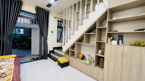 Bán nhà 2 tầng Phan Bội Châu FULL NỘI THẤT