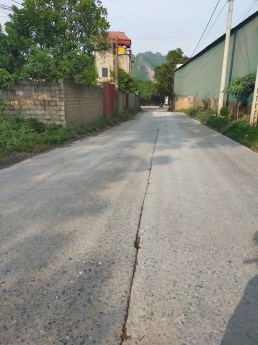BÁN ĐẤT LƯƠNG SƠN HÒA BÌNH 1.2 TR/M CÓ 400M THỔ CỨ VIEW THOÁNG MÁT