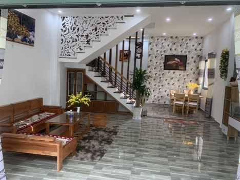 Kiệt Trưng Nữ Vương,50m2,3 tầng ô tô thông, 3 tỷ5
