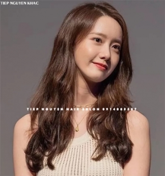 Tóc xoăn sóng nước mái bay nhẹ nhàng. - Tiệp Nguyễn. Hair Salon