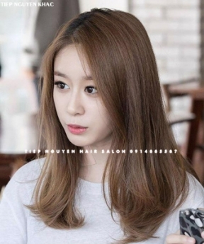 Tóc uốn xoăn sóng nước nhẹ nhàng. - Tiệp Nguyễn. Hair Salon