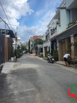 BÁN NHÀ MỚI LENG KENG, CHỈ 4,95 TỶ , 95M2 SHR THỔ CƯ , ĐƯỜNG NHỰA 2 Ô TÔ THÔNG, TAM HIỆP BIÊN HÒA