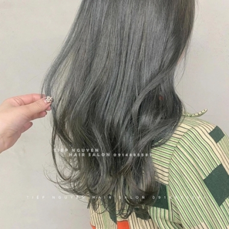 Tóc xoăn sóng lơi nhẹ nhàng ngang vai kiểu xoăn bồng bềnh, học nghề tóc. - Tiệp Nguyễn Hair Salon