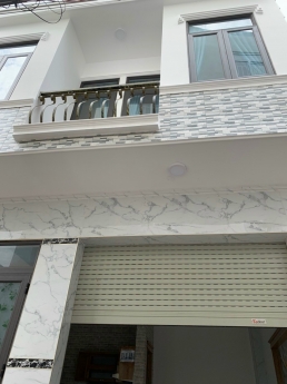Nhà cần bán 1 trệt 1 lầu, đường Lê Văn Lộc p9 tpvtdiện tích sàn 46m thổ cư, hẻm ô tô nhỏ,