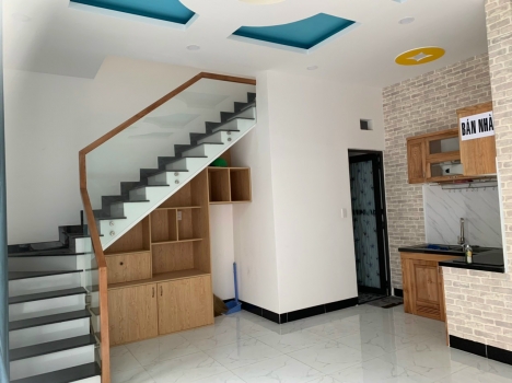 Nhà cần bán 1 trệt 1 lầu, đường Lê Văn Lộc p9 tpvtdiện tích sàn 46m thổ cư, hẻm ô tô nhỏ,