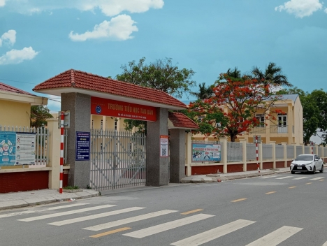 Diện tích 75m2- 671tr bao chi phí làm sổVị trí cách ngã tư Tân Dân-300m. Tiếp giáp KCN mở rộng