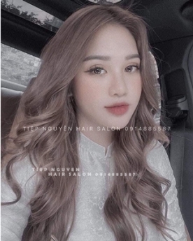 Tóc xoăn layer, phong cách thời trang siêu sang - Tiệp Nguyễn