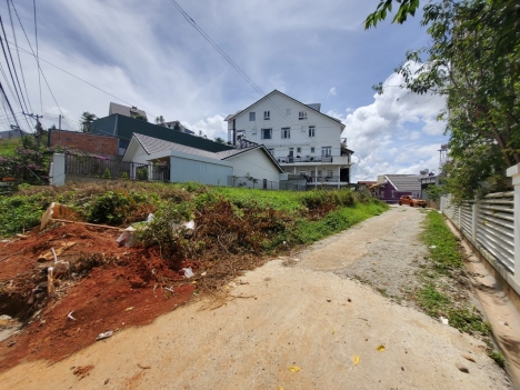 Cần bán gấp đất nền Biệt Thự 2 mặt tiền KQH Ngô Quyền, Đà Lạt 330m2