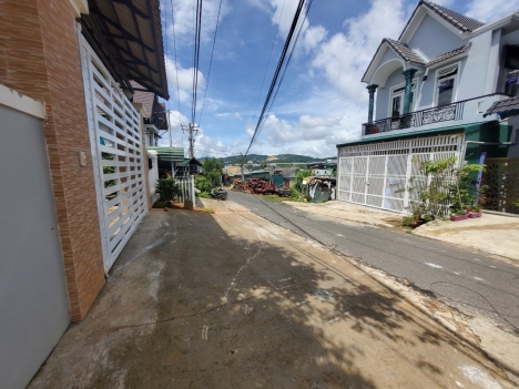 Cần bán gấp đất nền Biệt Thự 2 mặt tiền KQH Ngô Quyền, Đà Lạt 330m2