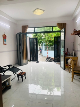 NHỈNH 3 TỶ CÓ NHÀ HẺM XE HƠI – NHÀ MỚI VÀO Ở NGAY.