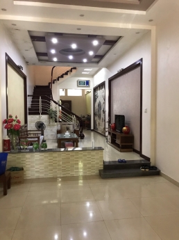 Chính chủ cần cho thuê mặt bằng thuộc toà nhà 7 tầng tại Địa chỉ: 11 Phố Vũ Ngọc Phan, Phường Láng