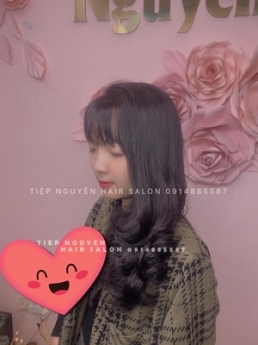 Xoăn layer cho nữ mặt tròn - Tiệp Nguyễn