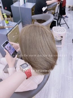 Tóc layer xoăn hippie nhẹ mái bằng - Tiệp Nguyễn Hair