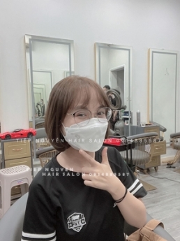 Tóc layer xoăn hippie ngắn - Tiệp Nguyễn Hair