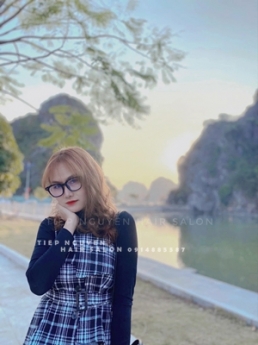 Tóc hippie ngắn ngang vai from mái mưa - Tiệp Nguyễn Hair