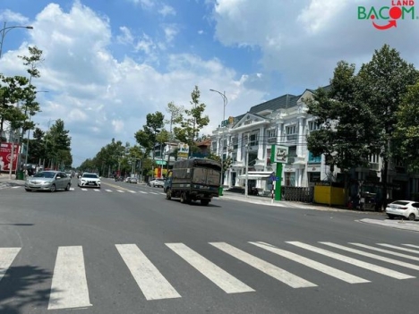 BÁN NHÀ RẺ NHẤT KHU VỰC D2D, 72M2 SHR THỔ CƯ, GẦN ĐƯỜNG D8 VÕ THỊ SÁU, THỐNG NHẤT BIÊN HOÀ CHỈ 4,8