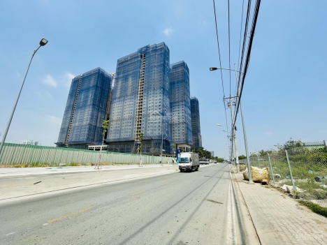 Bán gấp 5 căn nhà phố Q7 Saigon Riverside, DT 5x18, 8x18m, GPXD hầm 4 lầu, Giá trả trước 7.8 tỷ/lô.