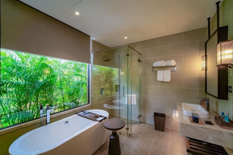 Hiếm có khó tìm sở hữu biệt thự nằm cạnh sân golf vừa view biển sổ hồng lâu dài gần sân bay CR
