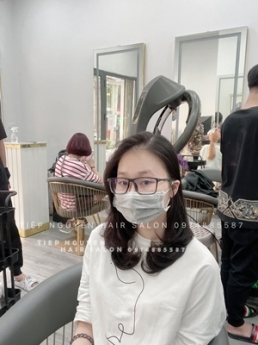 Tóc layer uốn xoăn ngắn hippie - Tiệp Nguyễn Hair