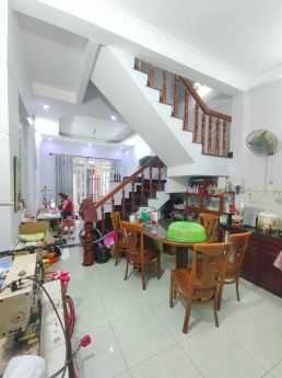 Nhà Mới 2 tầng- p Tân Thới Nhất . 4 tỷ 3