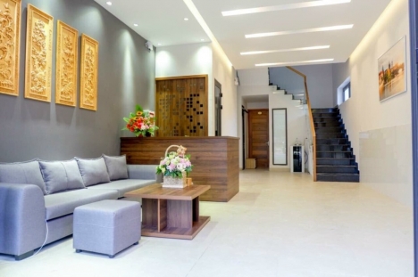 Bán nhà MT Hàn Mặc Tử, Hải Châu, Oto, 67m2, 3 Tấm, 5.3 tỷ, Thiểt kế đẹp, Nội thất Xịn