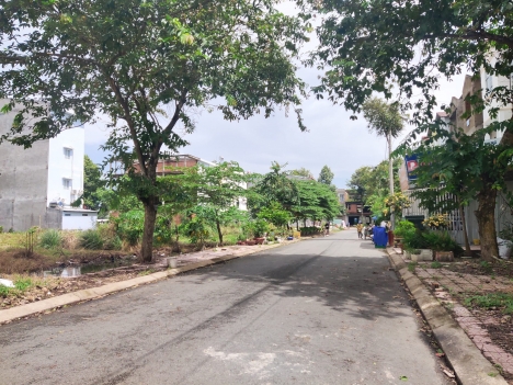 Bán nền đẹp cách chợ khu công nghiệp Bình Minh 300m - Cách Siêu thị Go 3km