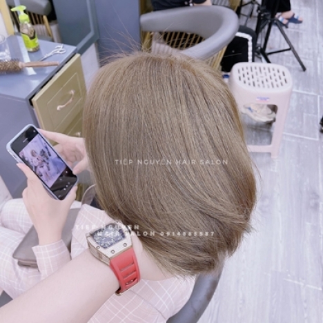 Tóc xoăn ngắn hippie nhẹ nhàng cuốn hút cho nữ - Tiệp Nguyễn Hair