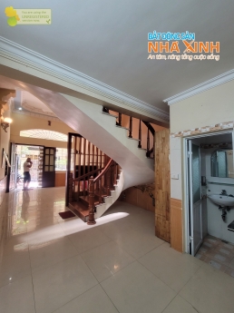 N490   CHÍNH CHỦ BÁN CĂN NHÀ TẠI VĂN CAO  48M2 CHỈ CÓ 2,55 TỶ
LH