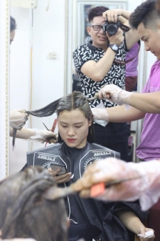 Xoăn ngắn hippie phong cách đường phố độc đáo - Tiệp Nguyễn Hair