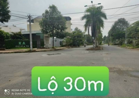 Bán nền khu dân cư diệu hiền đường phan trọng tuệ giá 3,3 tỷ . Hướng TB . Trục chính kdc Diệu Hiền