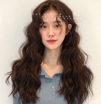 Tóc xoăn ngắn hippie nhẹ nhàng tóc mái thưa - Tiệp Nguyễn Hair