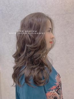 34 kiểu tóc xoăn ngắn hippie đẹp nhất mùa thu 2022 - Tiệp Nguyễn Hair