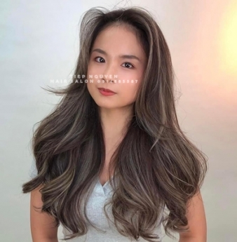 Xoăn ngắn hippie, phụ nữ hiện đại không ngại thay đổi - Tiệp Nguyễn Hair