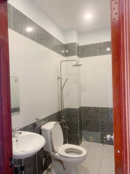 HOT HOT Bán nhà HXH Q3 gần Hoàng Sa - 6 CHDV, Doanh thu 35tr/tháng