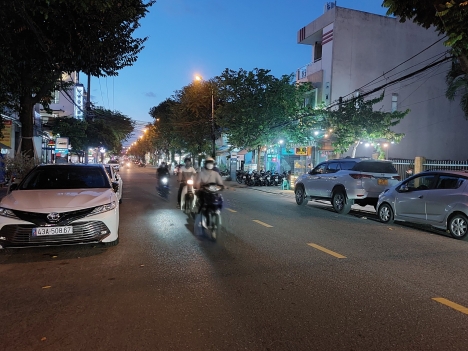 Hot - Hot - Mặt tiền Núi Thành, Hải Châu -  Trung tâm – Thuận tiện mở showroom, văn phòng – Chỉ