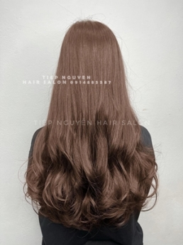 Tóc xoăn ngắn hippie, style cá tính độc đáo phù hợp cho phái nữ hiện đại - Tiệp Nguyễn Hair