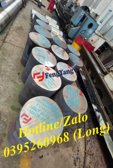 Tròn Đặc cán nóng hoặc rèn siêu âm