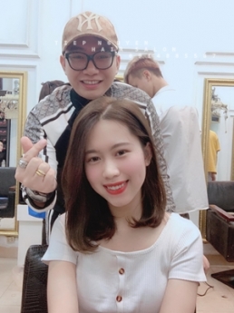 Tóc xoăn ngắn hippie nhẹ mái bay - Tiệp Nguyễn Hair