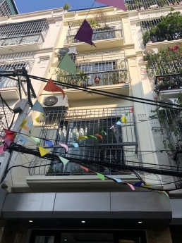 EM CHÍNH CHỦ BÁN NHÀ NGÕ 210 ĐỨC GIANG - LONG BIÊN - DT 52M2 - 5 TẦNG - NGÕ Ô TÔ TRÁNH - LH