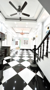 Bán nhà mới xây đối diện trưỡng Đại học kỹ thuật công nghệ Cần Thơ