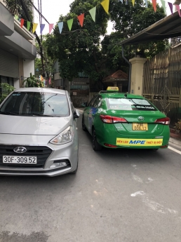 EM CHÍNH CHỦ BÁN NHÀ NGÕ 210 ĐỨC GIANG - LONG BIÊN - DT 52M2 - 5 TẦNG - NGÕ Ô TÔ TRÁNH - LH