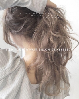 Tóc xoăn ngắn hippie mái mưa - Tiệp Nguyễn Hair