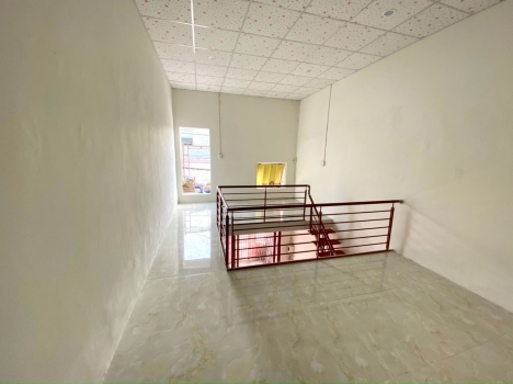 Chỉ 2ty6 có ngay căn nhà SHR thổ cư đường ô tô gần công an B5 P.Tân Hiệp