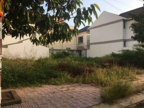 Bán miếng đất đẹp MT  kinh doanh Hồ Hòa SHR, thổ cư P Tân Phong, 83m2, Chỉ 4,5 tỷ