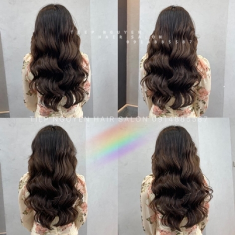 Tóc xoăn ngắn hippie thời thượng độc đáo - Tiệp Nguyễn Academy