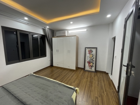 Cực Hiếm, Bán nhà Quan Nhân- Thanh Xuân, 30m2, 5 tầng, MT 4.5m, chỉ 3.68 tỷ.