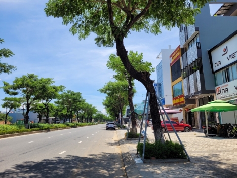 Cần tiền bán gấp lô đất mặt tiền Nguyễn Phước Lan - Hoà Xuân 100m2 – Giá cực tốt 13.x tỷ.