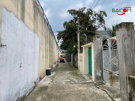 Chỉ 2,550 tỉ (th.lượng).Bán nhà 91m2 SHR thổ cư đường ô tô (P. Tân Hiệp)