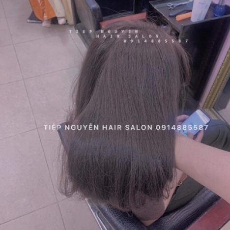 Xoăn ngắn hippie cho nữ mặt tròn. - Tiệp Nguyễn Academy